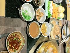 -顶顶汤火牛排火锅·经典铜锅涮肉