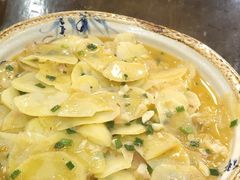 -黄桷树曹家私房菜(江与城店)