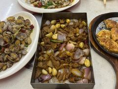 -老东镇啤酒屋海鲜加工·蒸汽海鲜·海鲜烧烤(台东店)