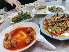 -洪霞餐馆