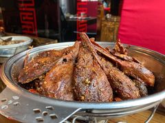 麻辣干锅鸭头-川外川(星海店)