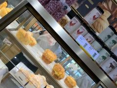 面包甜点陈列柜-仟吉KenGee(国贸360店)