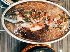 招牌跳水鱼-自游人·美食一楼·地道徽菜(三十年名店)
