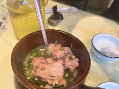 香菇炖鸡瓦罐-大瓦罐湘土菜(海淀南路店)