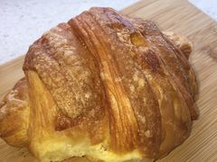 爆浆牛角-丁香西饼屋(桂林路店)