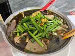 -铁锅哥米线