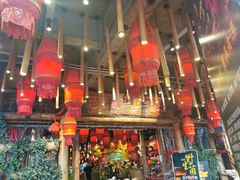 -老滇山寨•云南特色菜•地方菜•民族风情歌舞表演(金碧店)