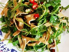-那家老院子东北菜·饺子·小鸡炖蘑菇(艳华街店)