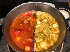 -湊湊火锅·茶憩(新中关购物中心店)