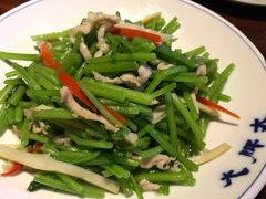 笋丝肉片茼蒿-大牌大·传统杭帮菜(湖滨店)