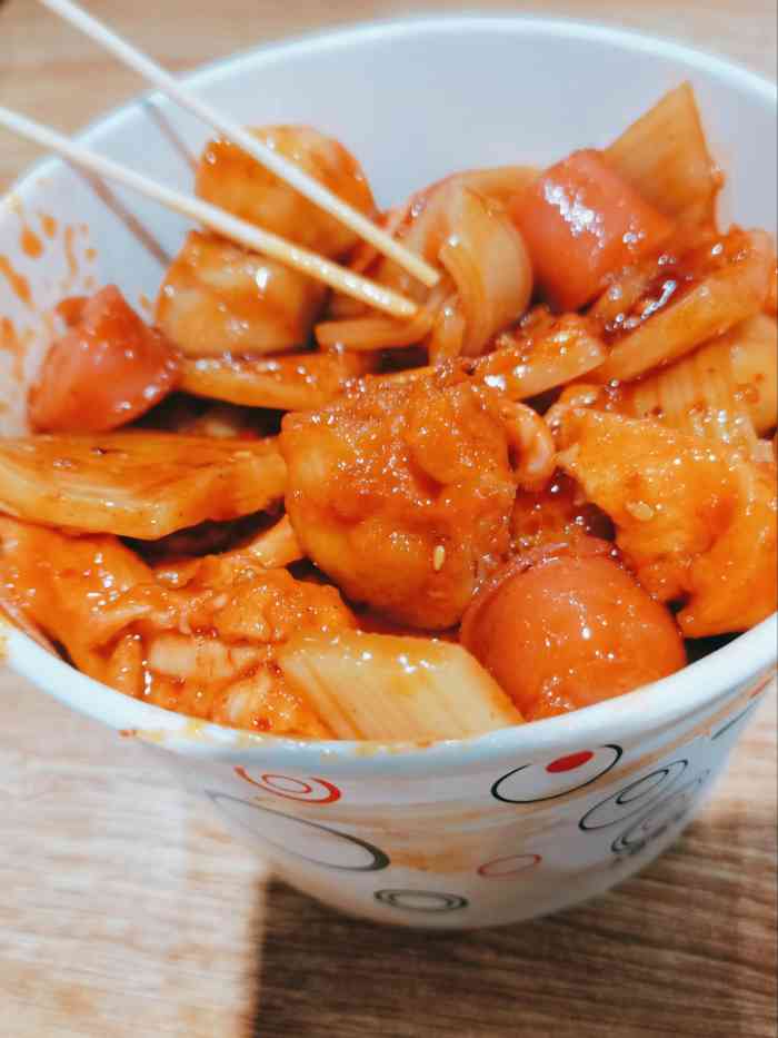 新玛特美食广场-"来新玛特逛街,中午为了方便在楼下吃了一口.