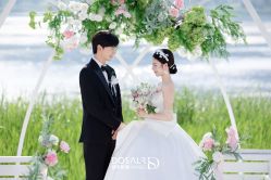 -都市丽人婚纱摄影
