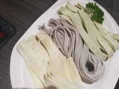 三色鲜杂面-新辣道鱼火锅(摩尔城店)