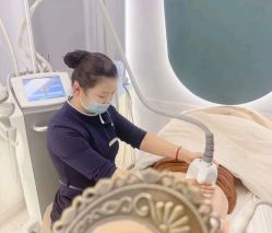 -Lily纤美·科技减脂中心