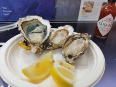-HIHE Bistro·Oyster Bar(华熙live店)