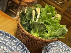 -北京老门框爆肚四季涮肉(淮海东路外滩店)