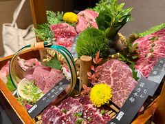 -山川小町·极番烧肉(新地假日广场店)