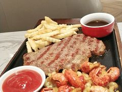 -必胜客(格尔木华兴店)