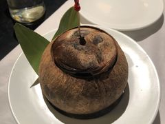 原汁椰子乌鸡功夫炖汤-汤城小厨•粤菜•靓汤(苏州街店)