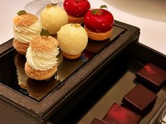 petit&nbsp;fours-Caprice(香港四季酒店)