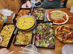 -老东镇啤酒屋海鲜加工·蒸汽海鲜·海鲜烧烤(台东店)