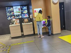 -麦当劳(石坝服务区店)