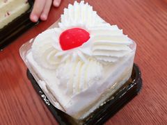 -红宝石·鲜奶小方·海派西点房(南丹店)