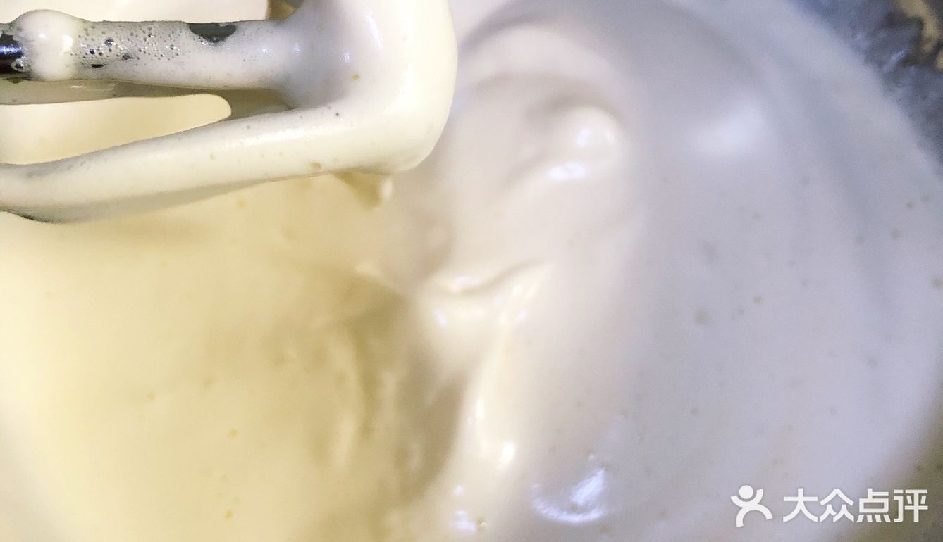 自制无水无油老式脆皮鸡蛋糕🧁