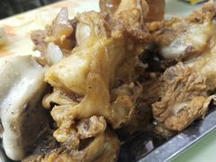 -荣吉招牌自助骨头锅(顾乡店)