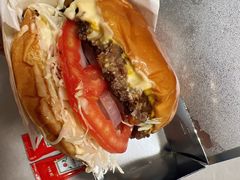 -TRIPS BURGER(大钟寺店)