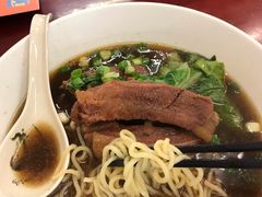 -尊品原汁牛肉面
