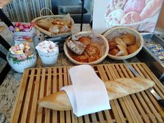 -怡豪大饭店·49楼旋转自助餐厅