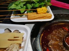 -佰人王串串香火锅(洋珠巷店)