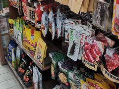 -全家便利店(宜山路站店)