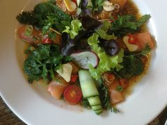 -Chom Cafe and Restaurant