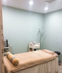 -至臻康妍健康管理中心