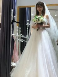 -予白婚纱礼服馆
