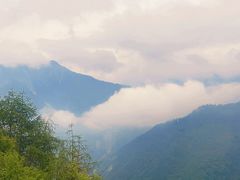 -亚拉雪山风景区
