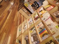 -猫的天空之城概念书店(印象城购物中心店)