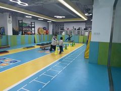 -逗你运动体能训练中心(冠城店)