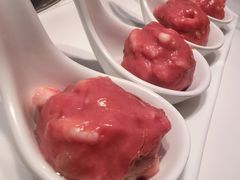 潮汕手锤生牛肉丸-犇鼎牛潮汕牛肉火锅(新辰里学清路店)