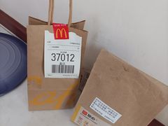 -麦当劳(展览馆店)