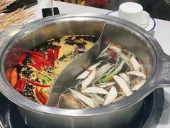 -老马路串串香火锅(北门桥店)