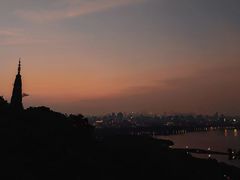 -宝石山
