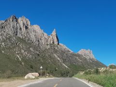 -莲宝叶则景区