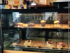 面包甜点陈列柜-麦当劳(百利广场店)