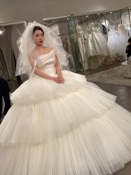 -艾米丽婚纱礼服