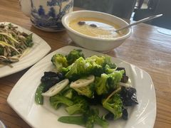 -溢心园香河肉饼总店