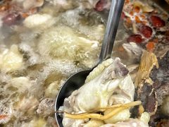 -威邵鸡煲(西华路总店)