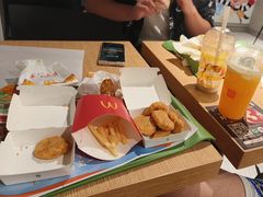 -麦当劳(光新乐购店)